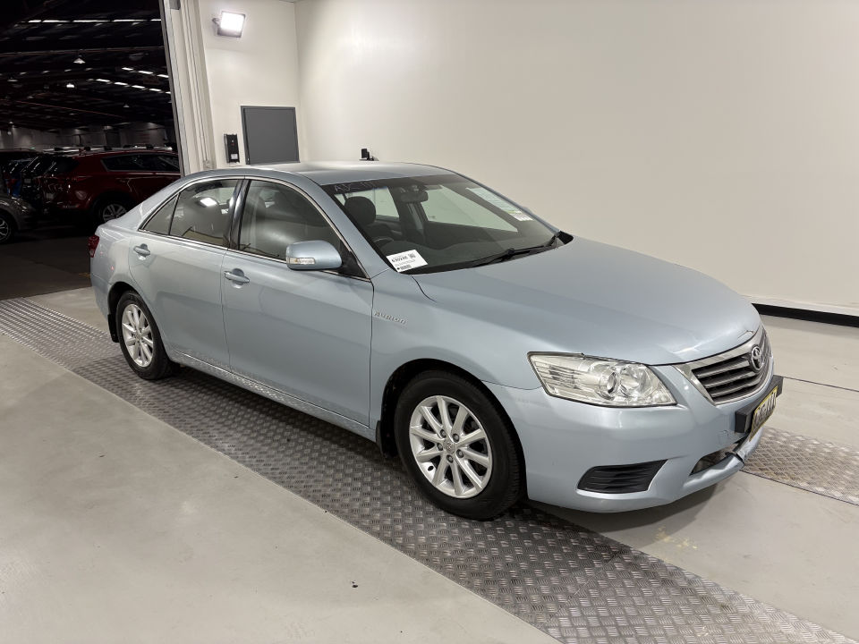 2010 Toyota Aurion