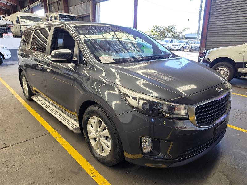 2016 Kia Carnival