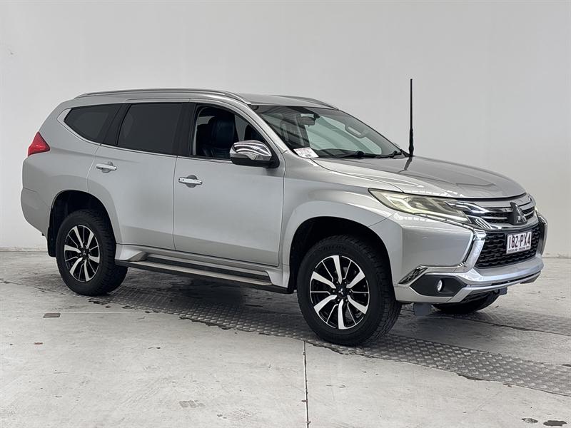 MITSUBISHI PAJERO SPORT