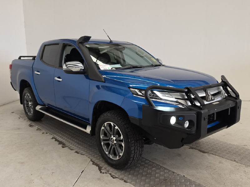 MITSUBISHI TRITON