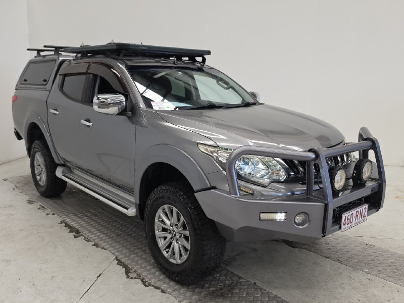 MITSUBISHI TRITON