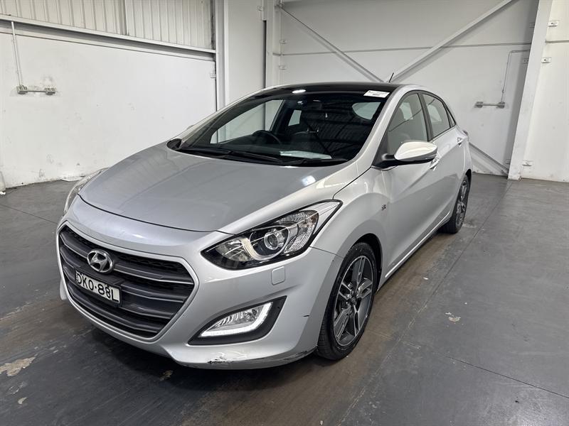Silver Gd3 2016 HYUNDAI i30 SR PREMIUM GD3 SERIES 2 SILVER 6 SP AUTOMATIC 5D ...