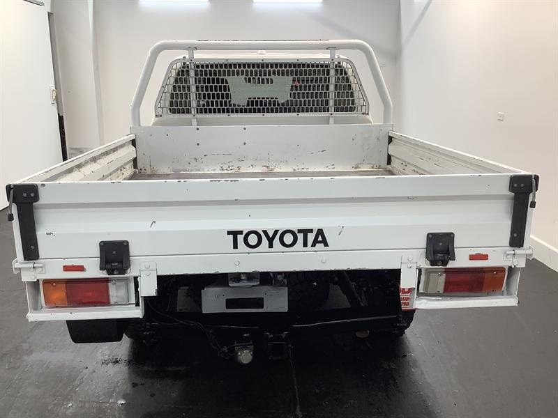 2022 TOYOTA HILUX SR (4x4) GUN126R GLACIER WHITE 6 SP AUTOMATIC DOUBLE ...