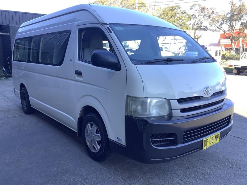2009 Toyota Hiace